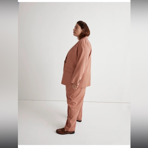 The Plus Larsen Blazer in Drapeweave NWT - Picture 5 of 6